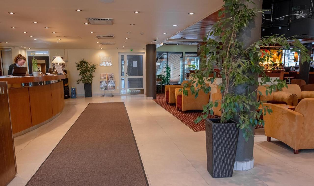 Hotel Kumpeli Spa Heinola Exteriör bild